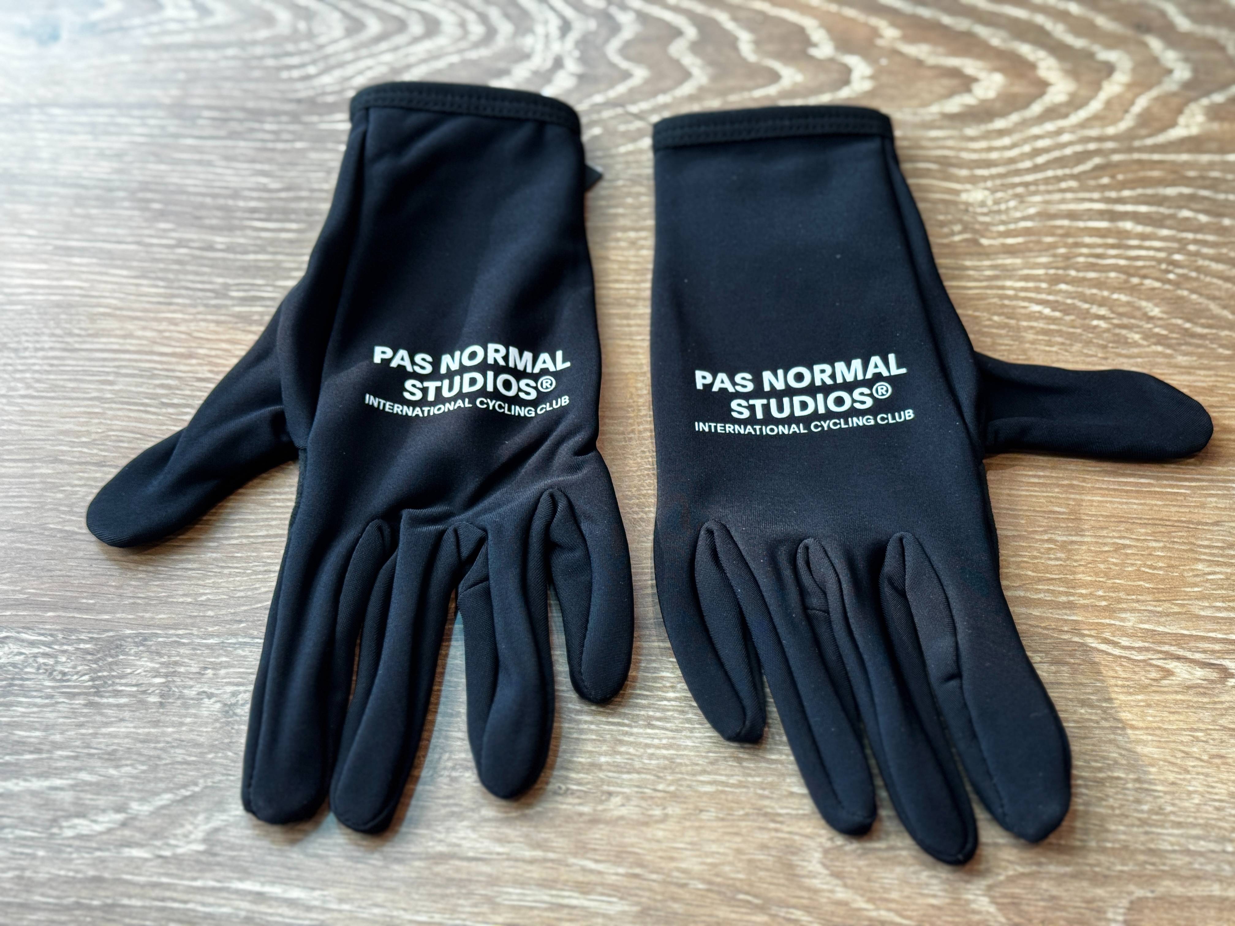 春秋グローブ　25aw