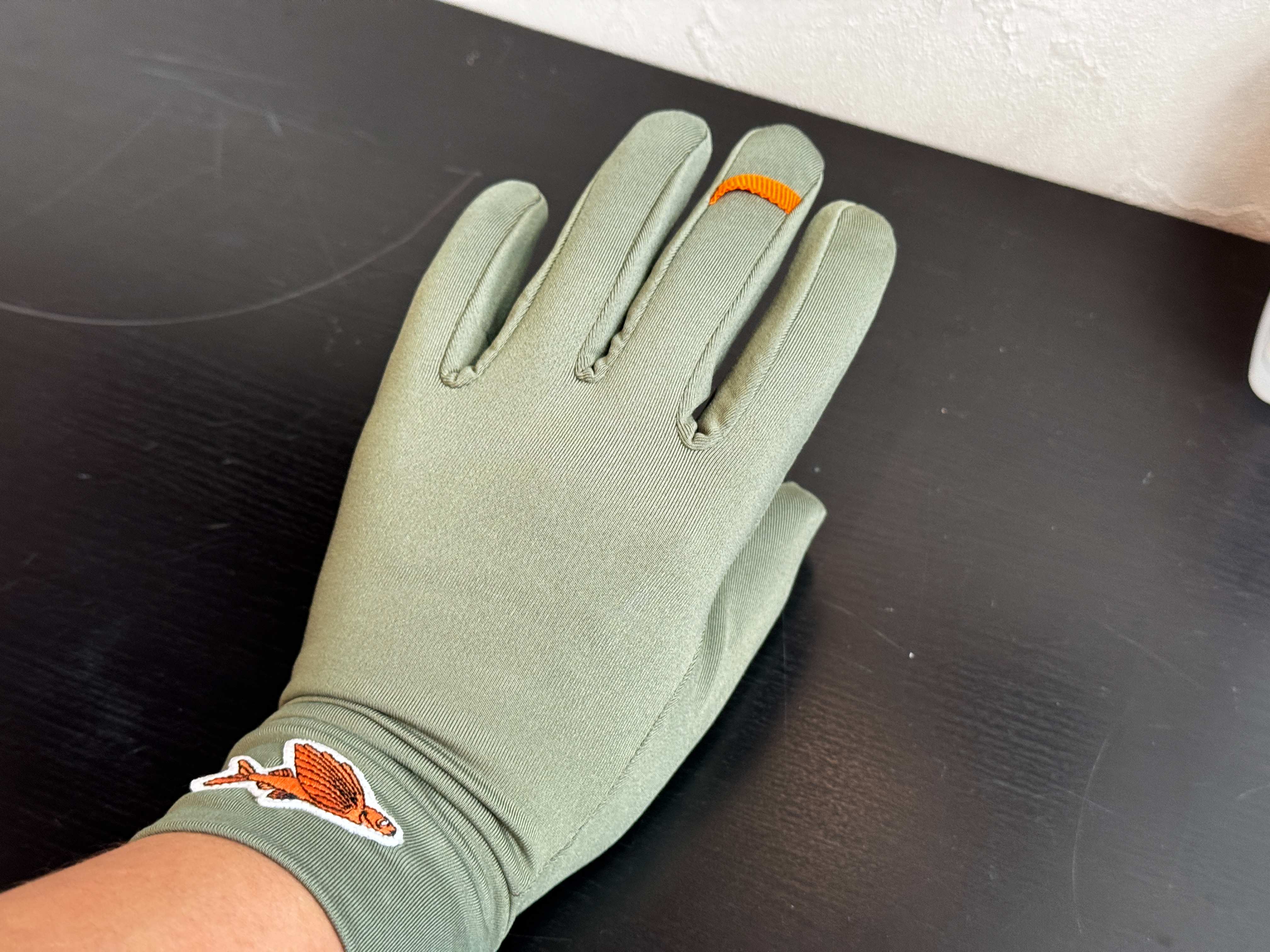 春秋グローブ　25aw