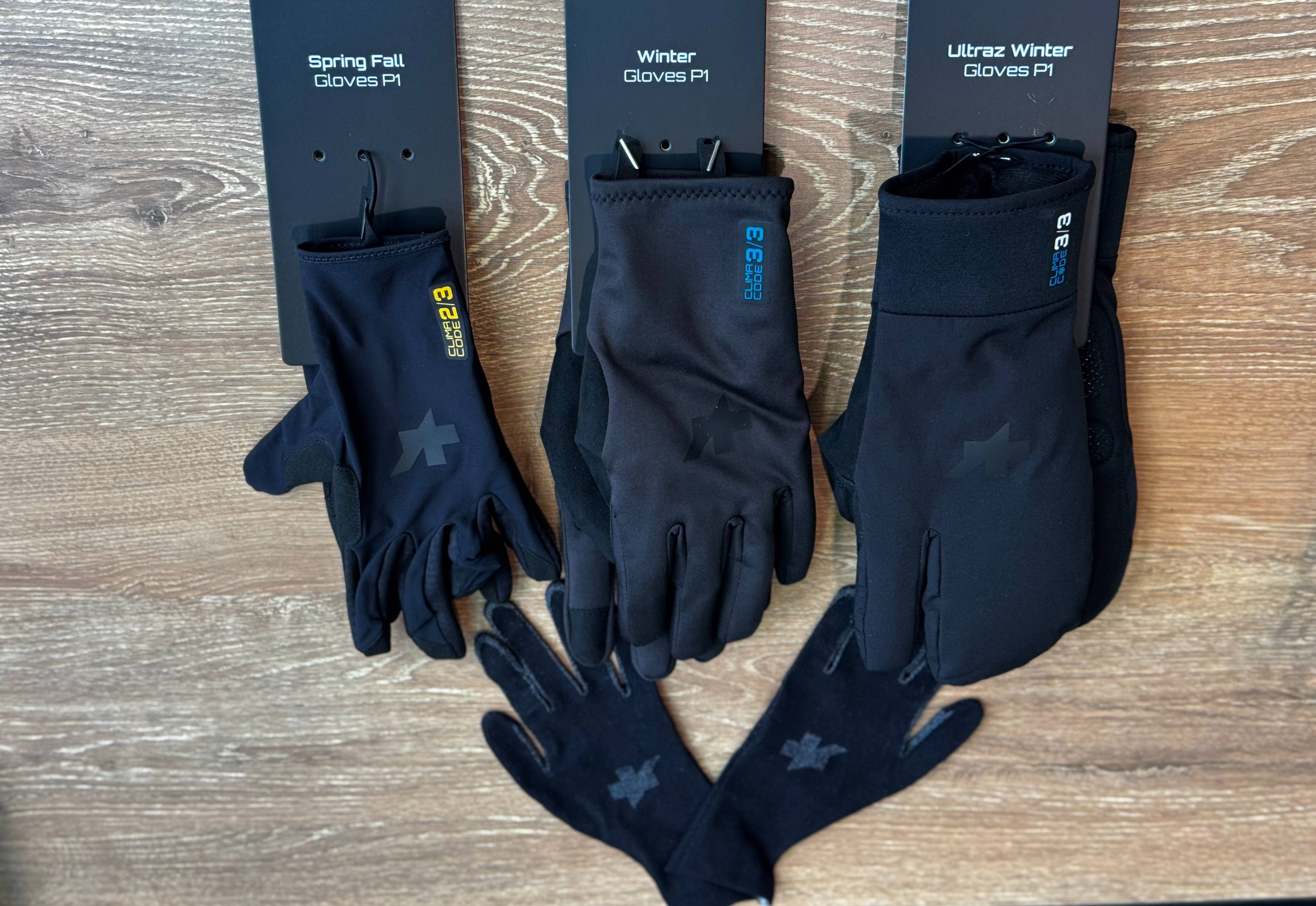 春秋グローブ　25aw