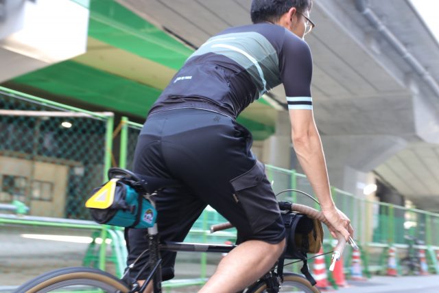サイクルジャージと合わせて着たい！カジュアルなサイクルパンツ