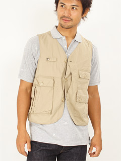 Engineered Garments Fishing Vest: Beige Engineered Garments Fishing Vest: Beige