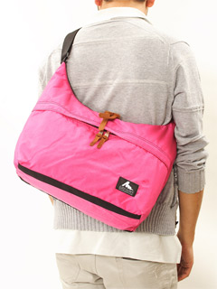 Standard Shoulder: Fuchsia Standard Shoulder: Fuchsia