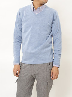 Tabloid News 12-gauge Wool V-neck Sweater: Saxe