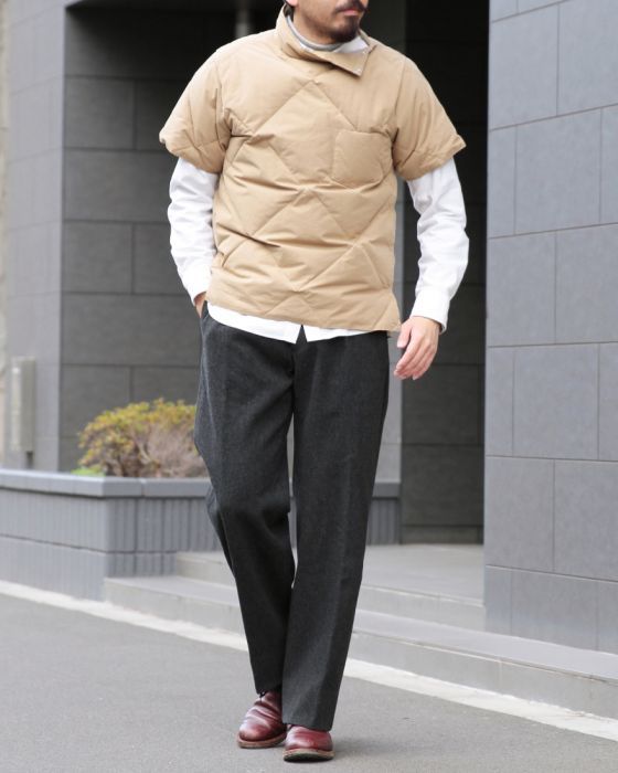 Kaptain Sunshine Mockneck Down Tee KS6FJK04: Beige Kaptain Sunshine Mockneck Down Tee KS6FJK04: Beige