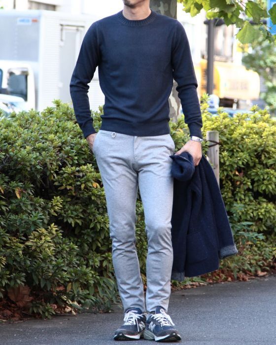 Cruciani（クルチアーニ） リブラウンドネックニット