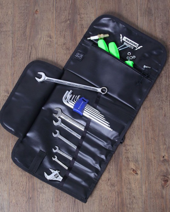 ツールケース【CHROME MOTOR TOOL ROLL】