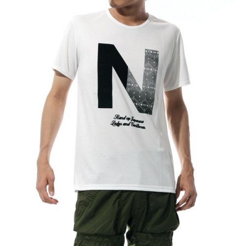 narifuri（ナリフリ） nari/furi Tシャツ
