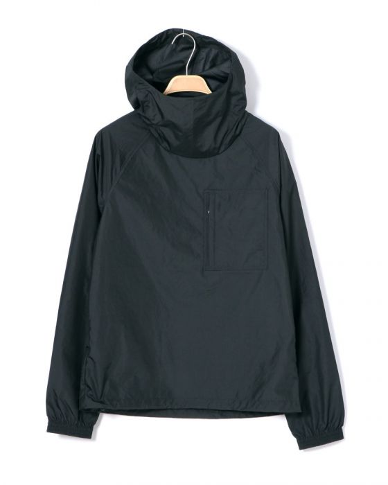ポケッタブル・ウィンドブレーカー【M SLIGHT PULLOVER】