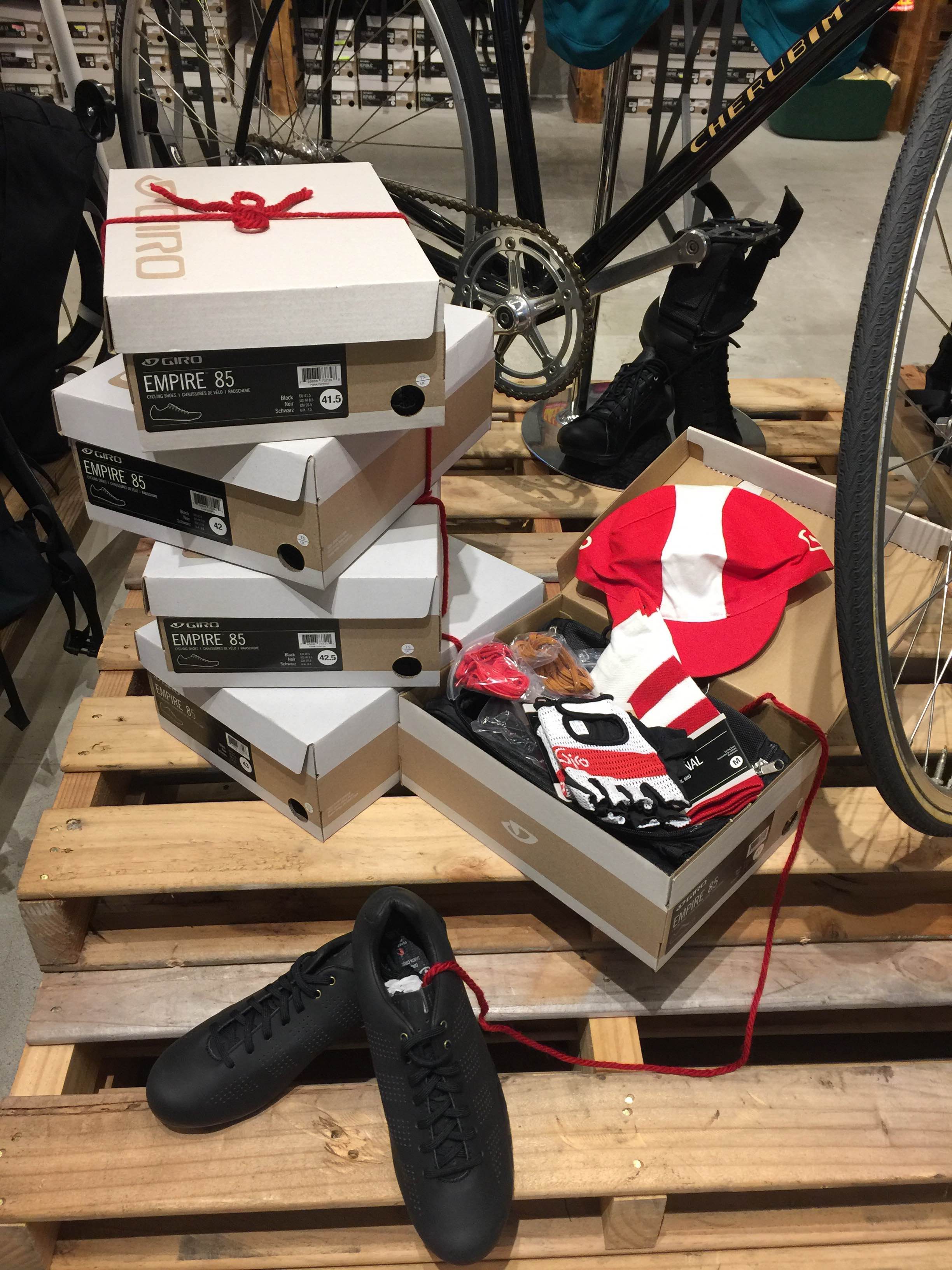 GIRO グラインデューロ限定モデル LTD Edition EU43 GIRO グラインデューロ限定モデル LTD Edition EU43 - メルカリ