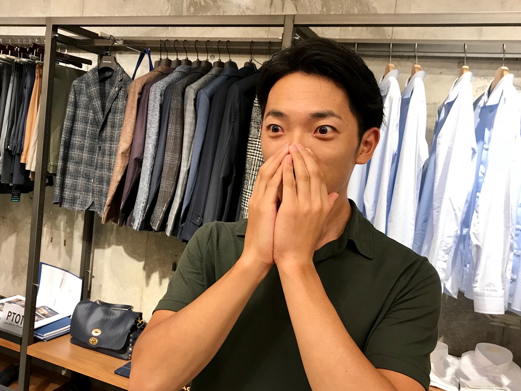 うわ・・・私のバッグ、大きすぎ・・・？ - Jedia｜TOKYOlife