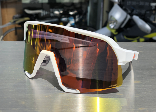 サガンがツール・ド・フランス2020でかけているサングラス - TOKYO