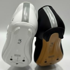 【新入荷/FLR】イスラエル発のOOOまでかっこいいNewシューズ