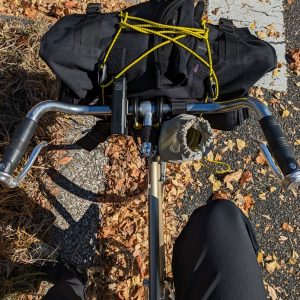 取り付けeasy‼シンプルで手軽に使えるフロントラック【JACK】