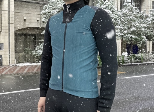 真冬に逆戻りした2月。真冬のウェアなら絶対コレ、ASSOS最強の防寒武装