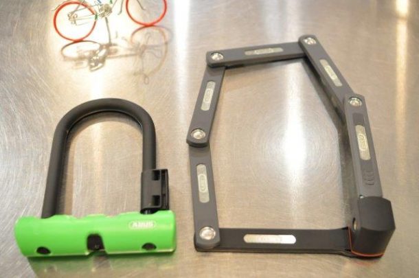 転ばぬ先の杖。盗まれる前のブレードロック。 - TOKYO WHEELS