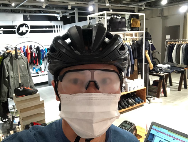 マスクを着けて自転車に乗るとサングラスが曇る問題 カンタン解決 Tokyo Wheels 大阪店 Tokyolife 東京ライフ マスクを着けて自転車に乗るとサングラスが曇る問題 カンタン解決 Tokyo Wheels 大阪店 Tokyolife 東京ライフ