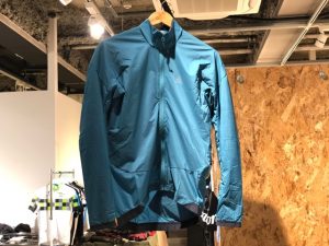 グラベルライダーのアツい視線集中。7MESH（セブンメッシュ）フェアスタートのお知らせ。