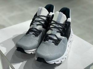 大人に許された厚底スニーカー。OnのCloud Hi Edge（クラウドハイエッジ）