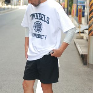 Tシャツもシャツも、インナーひとつで今どきレイヤード