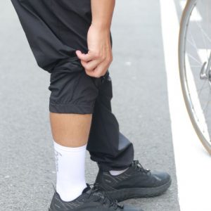 クローゼット前で悩まない、万能パンツの話