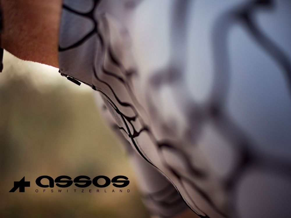 ASSOS(アソス)のジャケット