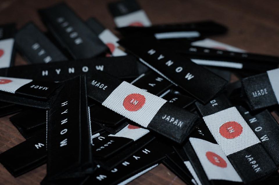 HYNOW(ハイノウ)が日本製であることを証明するMADE IN JAPANのネームタグ