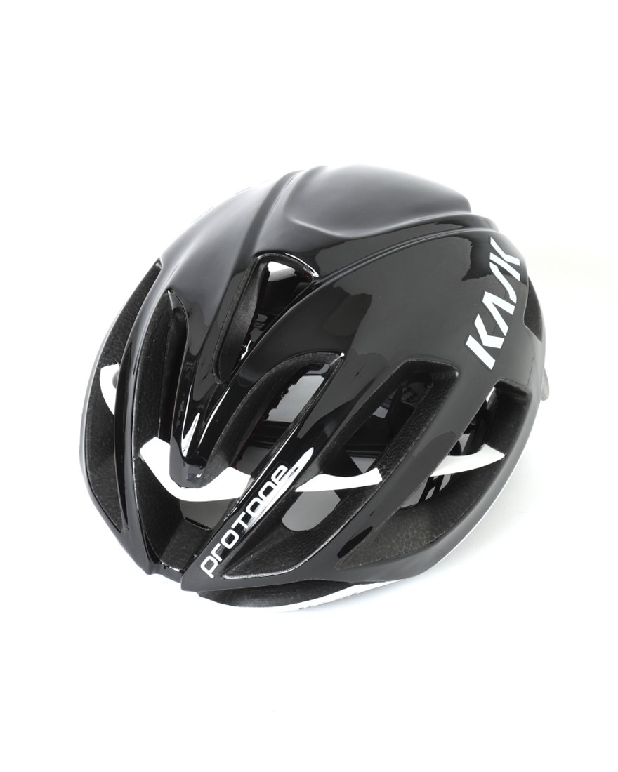 >フルームも、そして僕も、使い続けています。パフォーマンスヘルメット【KASK PROTONE】