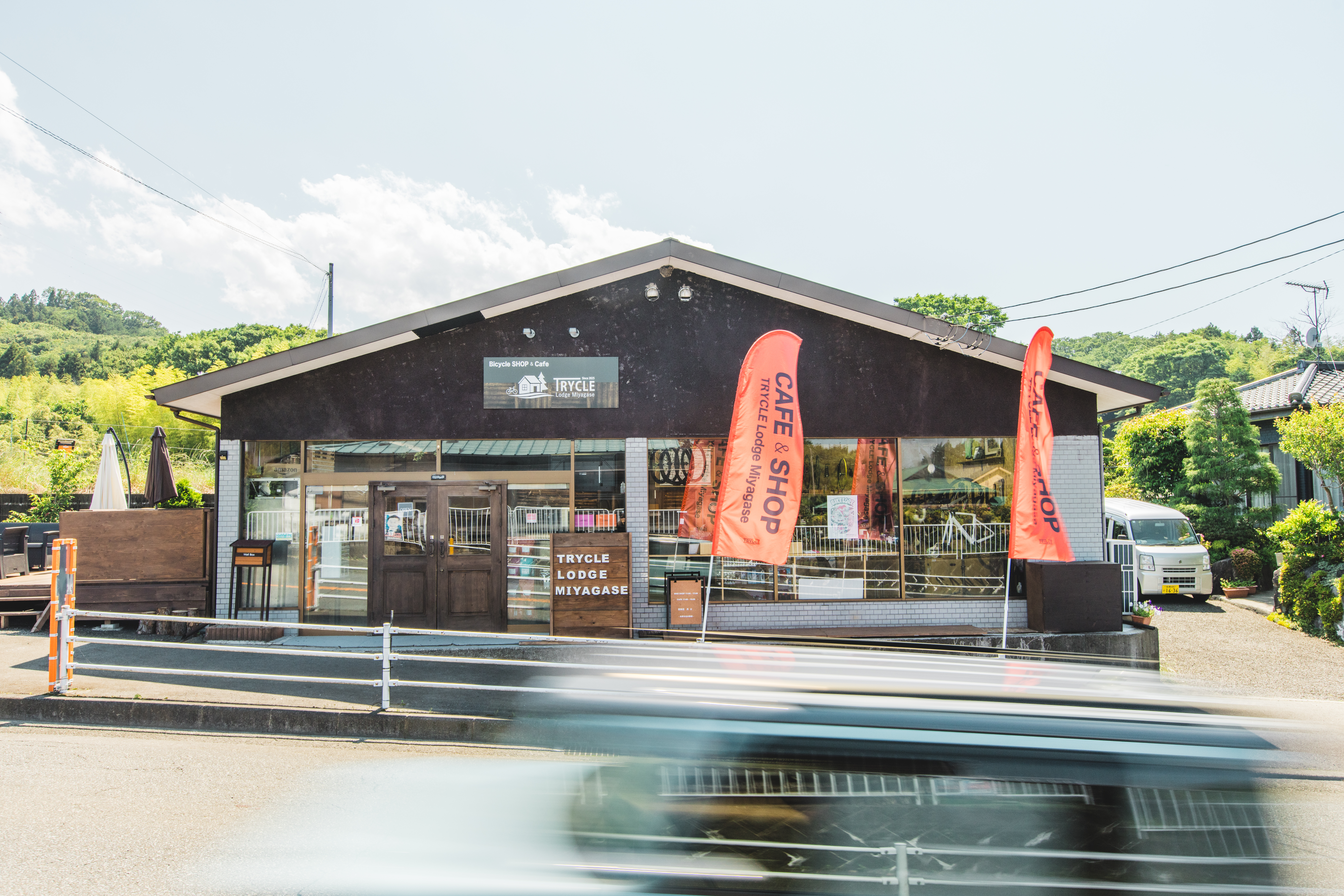 TRYCLE店舗外観