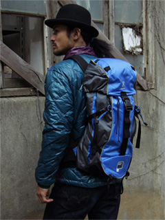 HAGLOFS AIRBAC 22 SPEED BLUE/MID GREY 鮮やかブルー