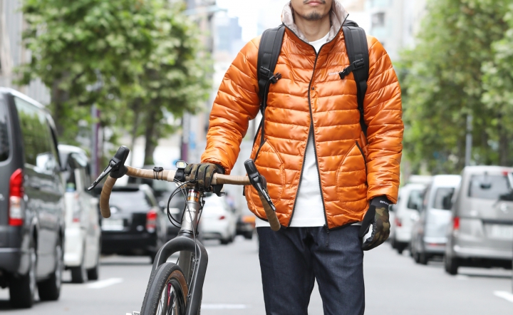 ポケットの位置が変わる!?チャリコーのJKTがクールで面白い|TOKYOlife
