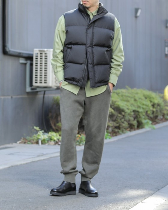 ＜東京ライフ＞ AURALEE（オーラリー） スビンハイカウントクロス ダウンベスト【SUVIN HIGH COUNT CLOTH DOWN VEST】画像