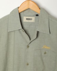 Deus ex Machina(デウス エクス マキナ)刺繍ロゴストレッチリネン半袖シャツ
