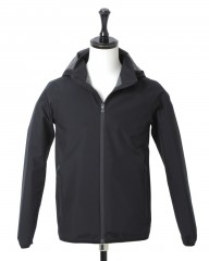 HERNO(ヘルノ)GORE-TEX PACKCLITE SHELL フーデットブルゾン【Herno Laminar】