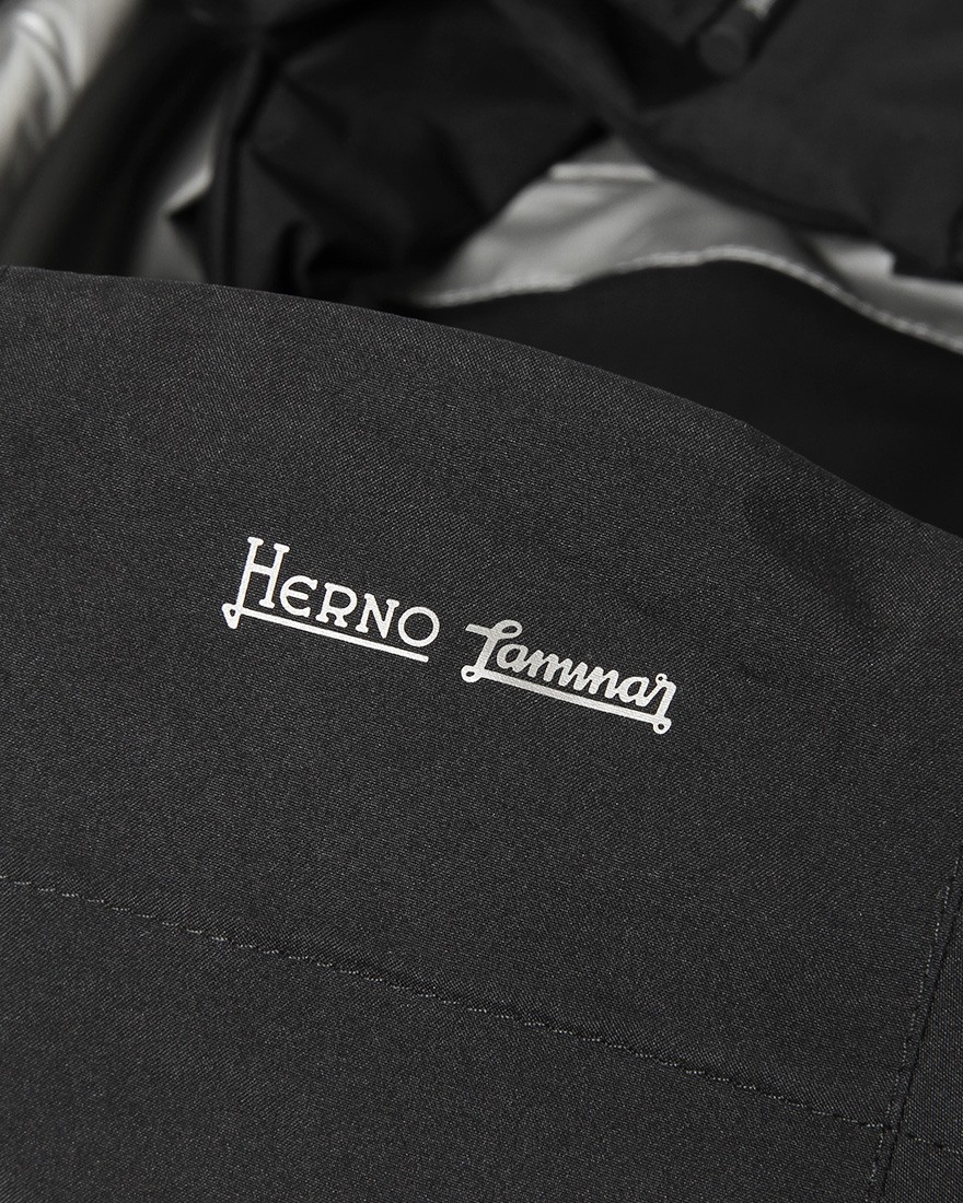 Hernoゴアテックス フーデッドブルゾン【Herno Laminar】20l