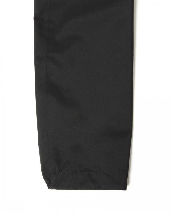 Hernoゴアテックス フーデッドブルゾン【Herno Laminar】22l