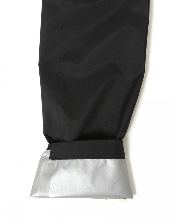 Hernoゴアテックス フーデッドブルゾン【Herno Laminar】23l