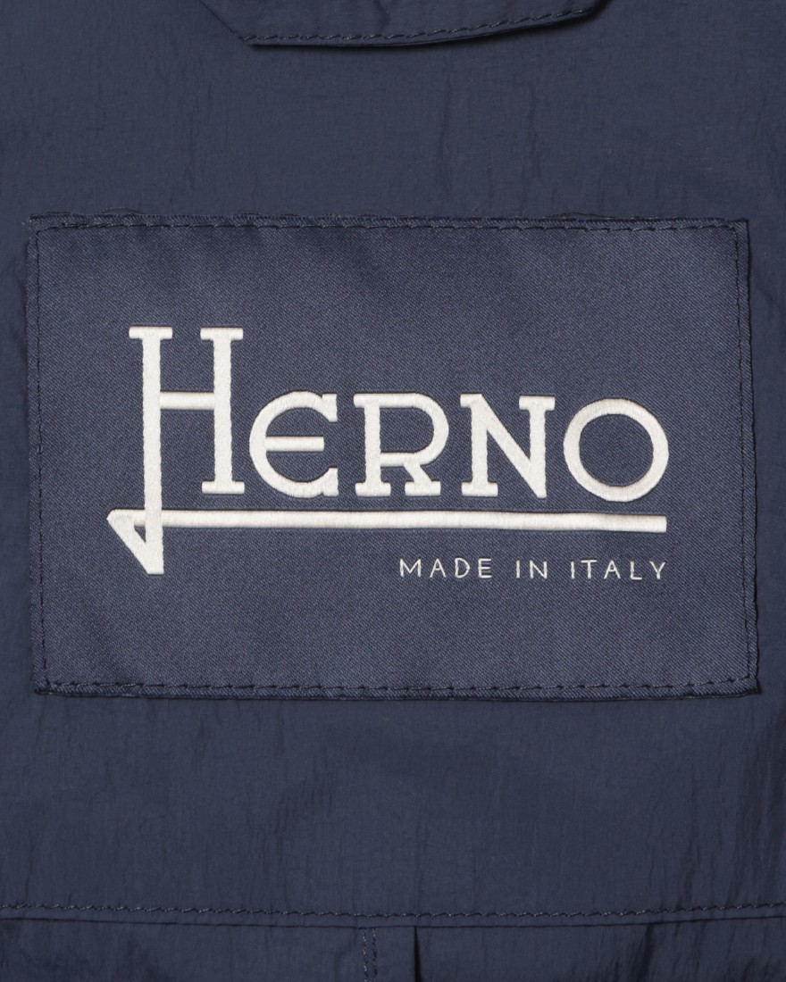 Hernoウルトラライトナイロン パッカブルフーデッドブルゾン【Herno】13l