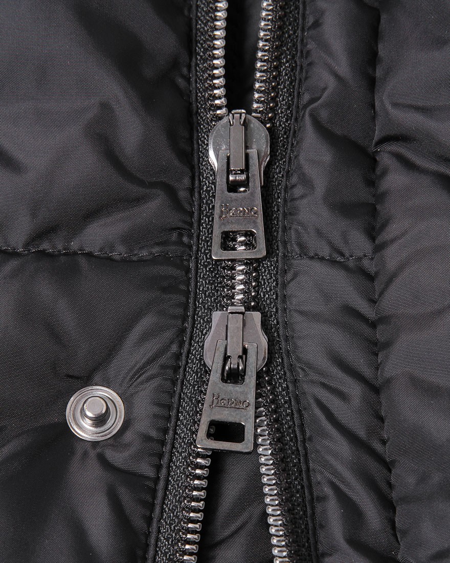 HernoPOLAR TECH ミリタリーダウンブルゾン【Herno】10l