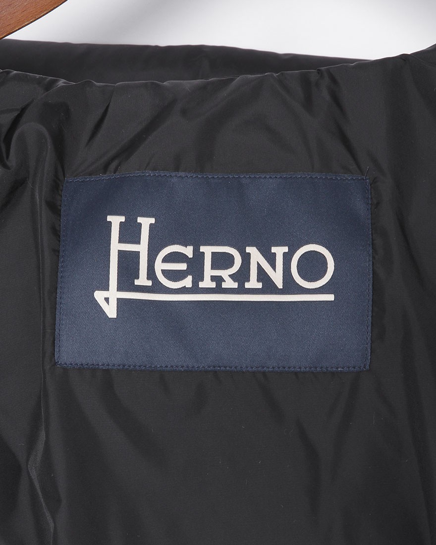 HernoPOLAR TECH ミリタリーダウンブルゾン【Herno】15l
