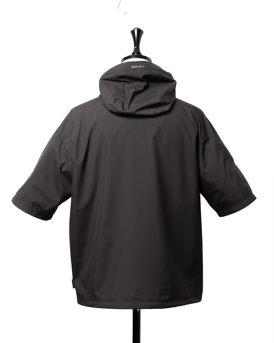 Hernoゴアテックス ショートスリーブアノラック【Herno Laminar】06l
