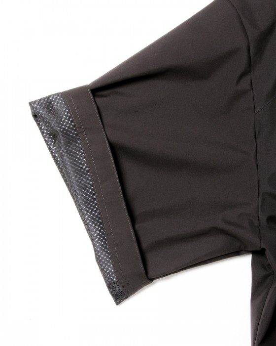 Hernoゴアテックス ショートスリーブアノラック【Herno Laminar】18l