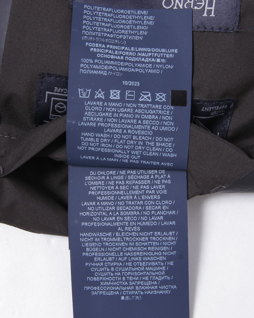 Hernoゴアテックス ショートスリーブアノラック【Herno Laminar】22l