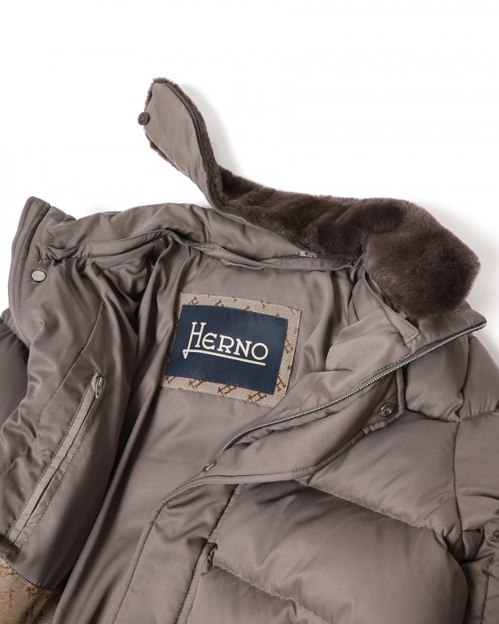 HernoPOLAR TECH スタンドカラーダウンジャケット【Herno】21l