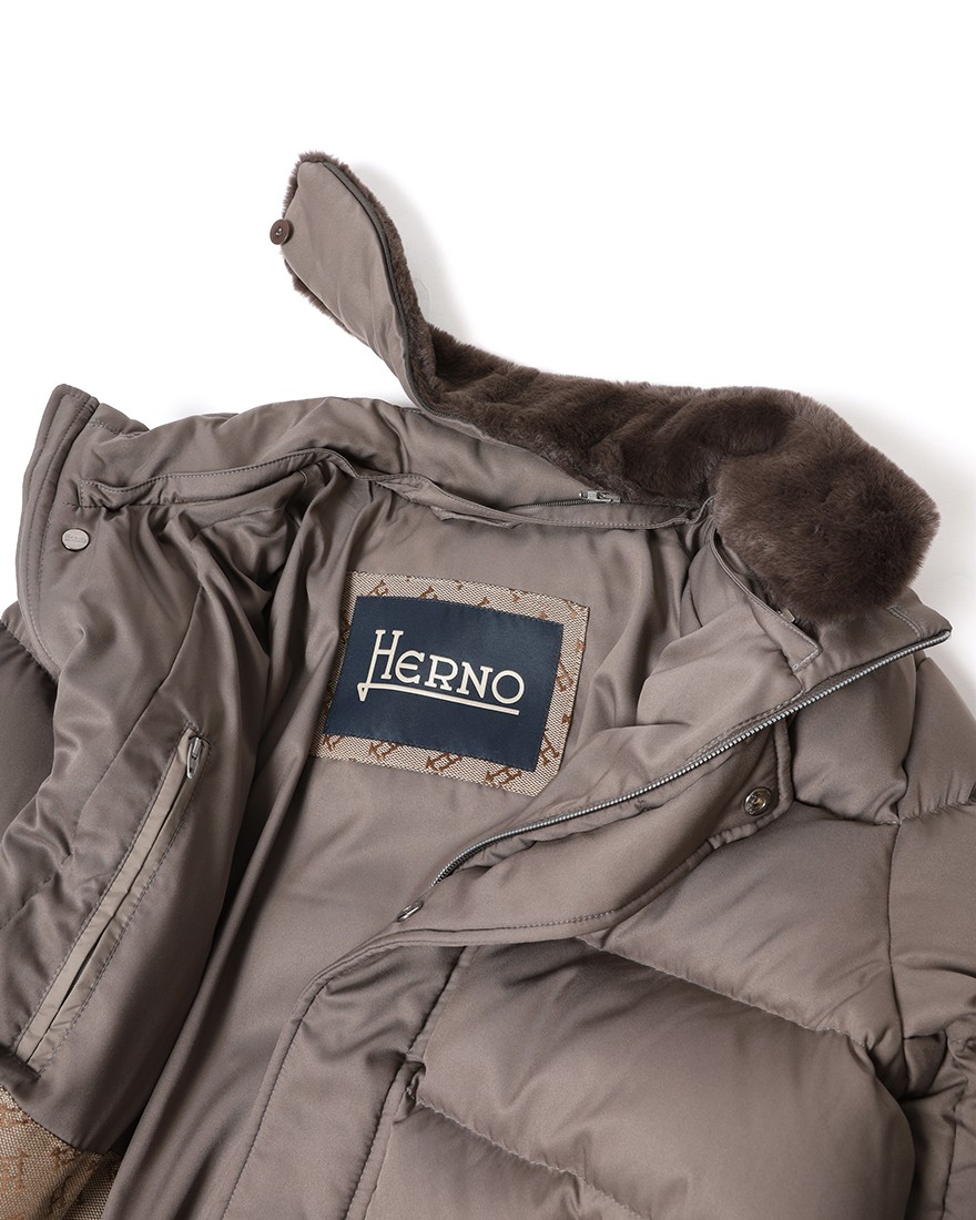 HernoPOLAR TECH スタンドカラーダウンジャケット【Herno】21l