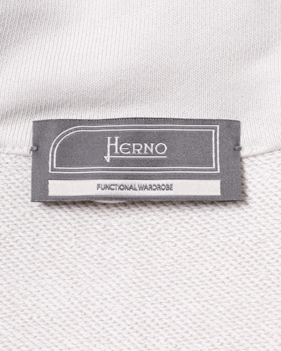 Hernoナイロン切替 ジップアップ スウェットパーカー【FUNCTIONAL WARDROBE】19l