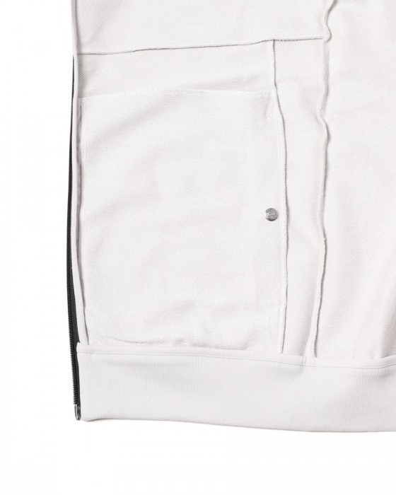 Hernoナイロン切替 ジップアップ スウェットパーカー【FUNCTIONAL WARDROBE】20l
