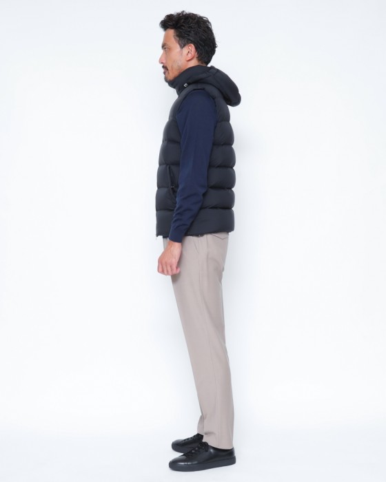 Hernoフーデッド ダウンベスト【Herno】02l
