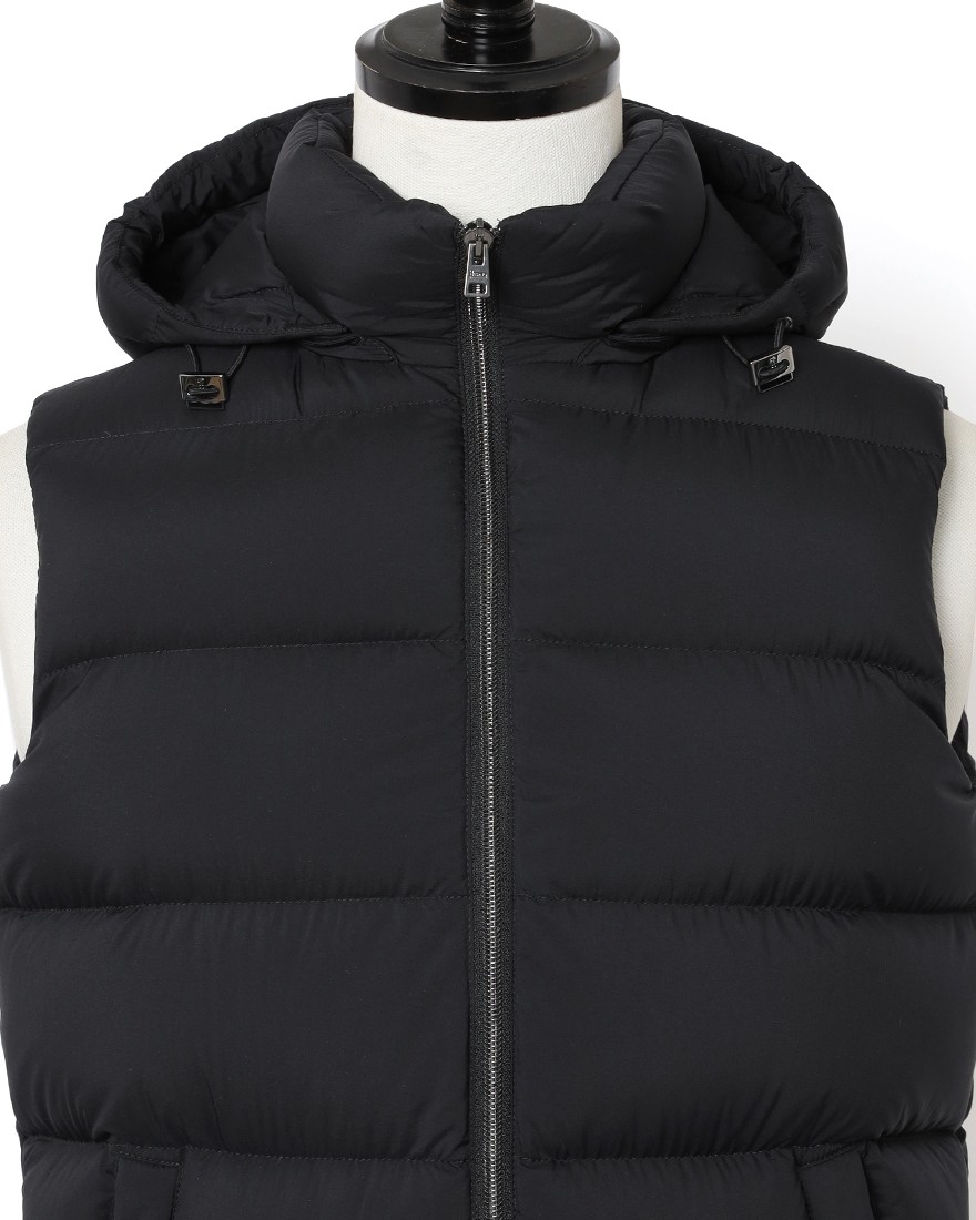 Hernoフーデッド ダウンベスト【Herno】06l