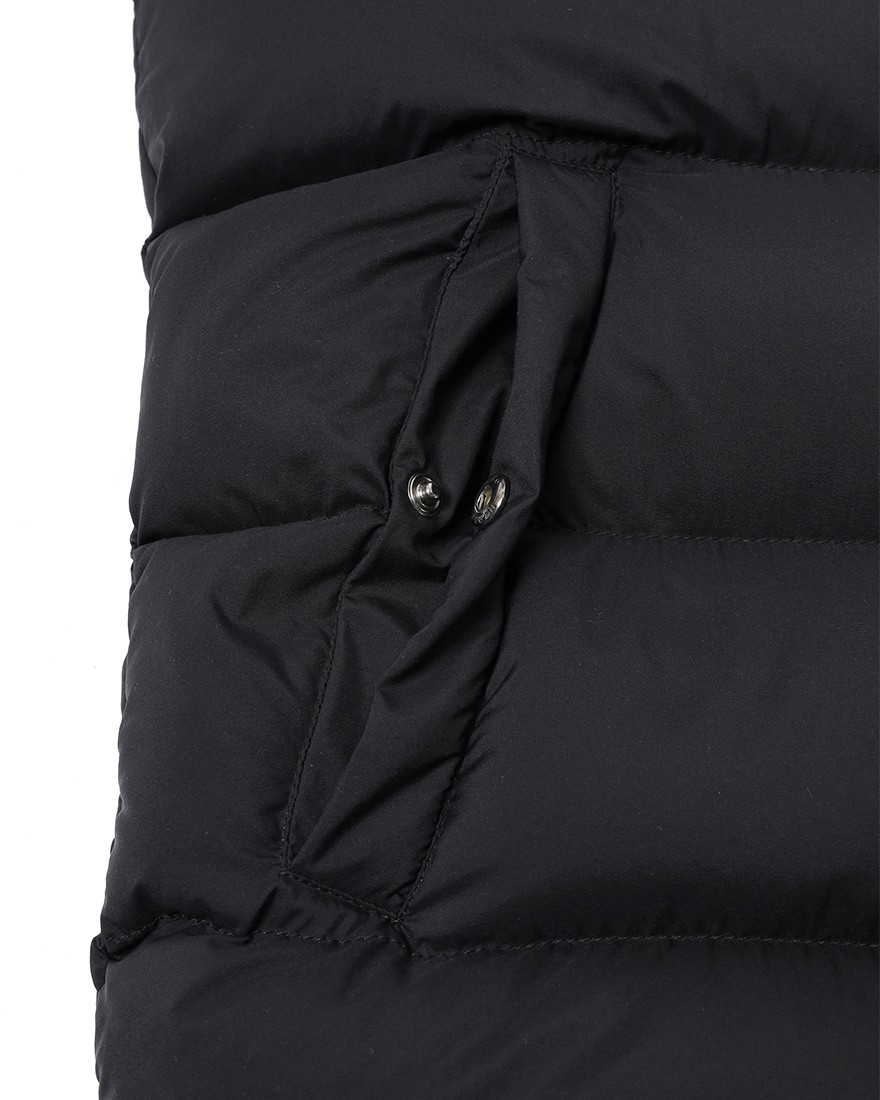 Hernoフーデッド ダウンベスト【Herno】09l