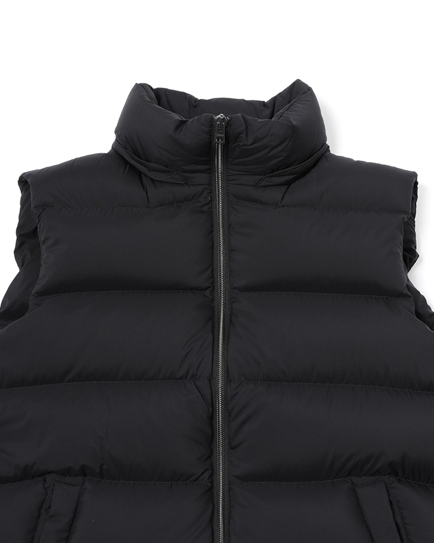 Hernoフーデッド ダウンベスト【Herno】17l